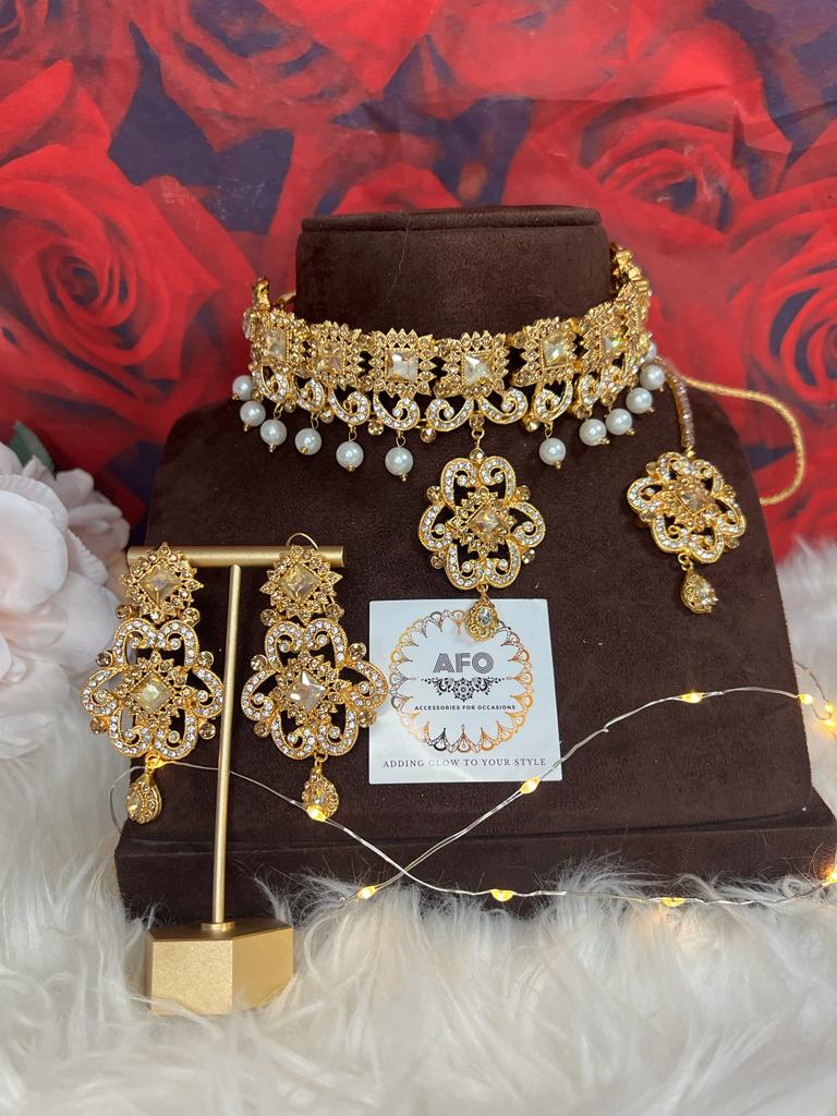 White Beaded Kundan Set